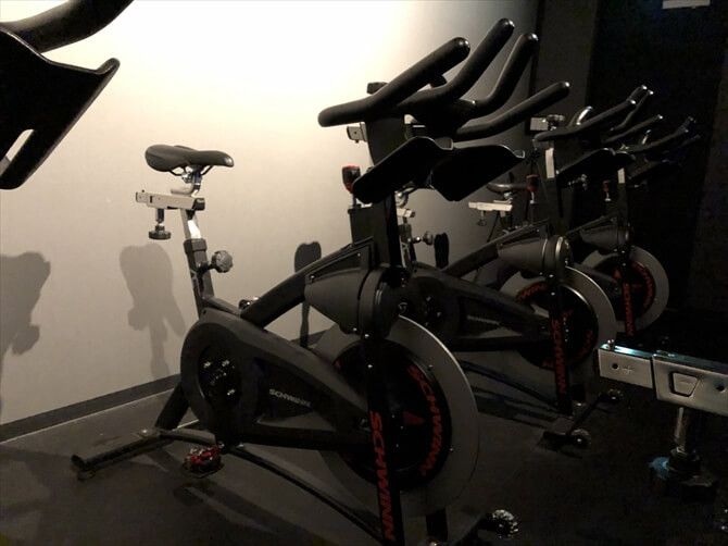 Active Detox Studio OLUTANA 市川店::サドルは上下、前後の調整が効き、誰でも自分にピッタリなポジションで使用可能です。