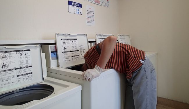 「洗濯機のなかも妙なにおいがするな…」って思ったら、やっぱり自分が汗臭いだけでした。

