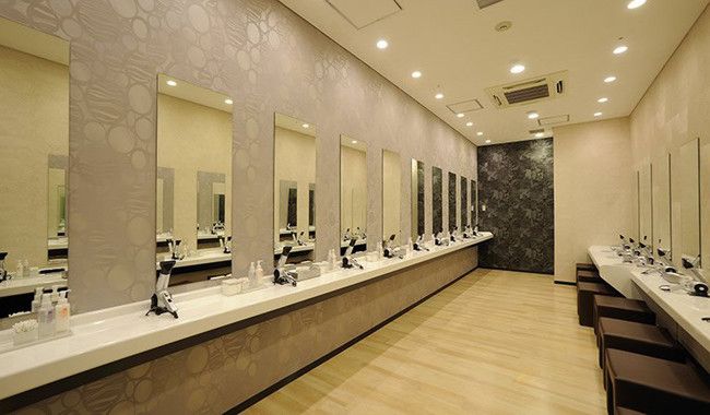 パウダールーム