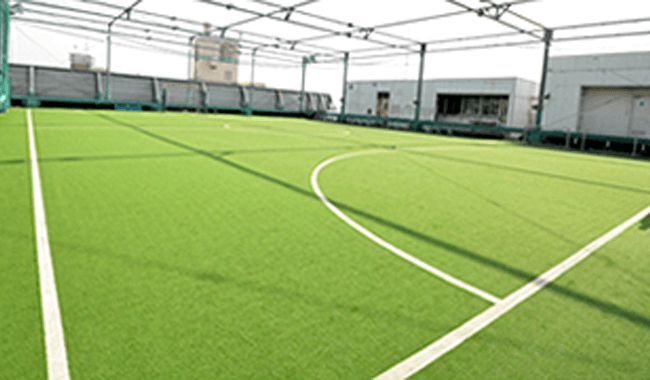 フットサルコート完備 FUTSAL COURT