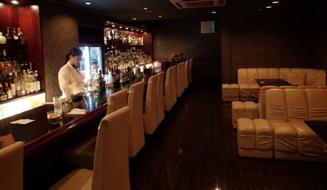 ドラマで見た世界だ…！

