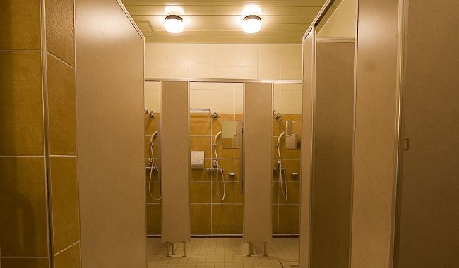 清潔で使いやすいシャワールーム