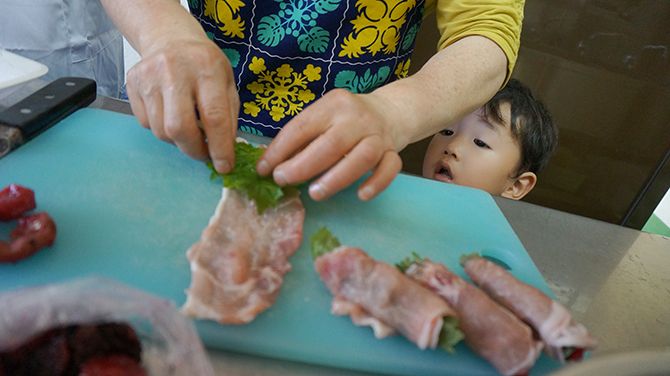 廣子さんのお孫さんも興味津々