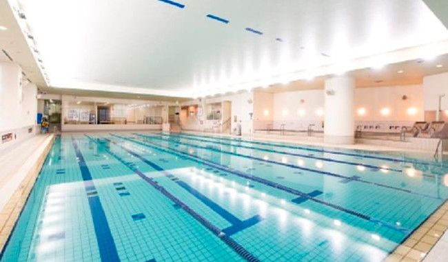 25m×6コース、水温31℃前後、透明度25ｍの水質は何よりの自慢です。