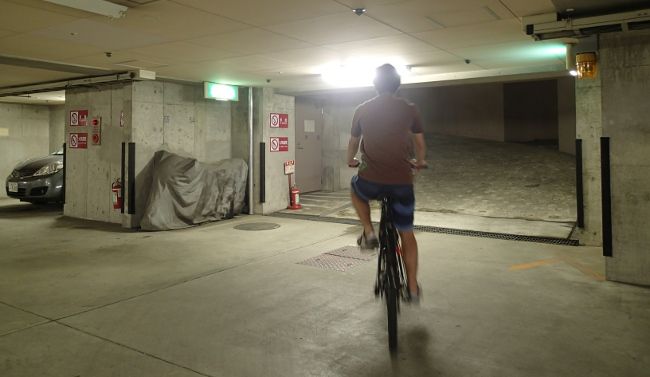 いつもの接骨院に行きます。

