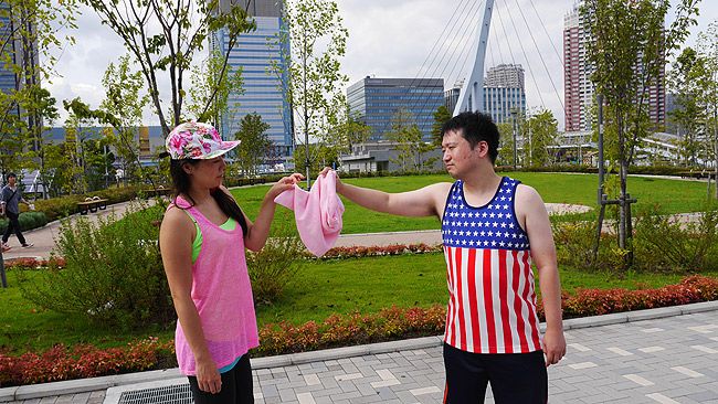 タオルを渡してくれたり