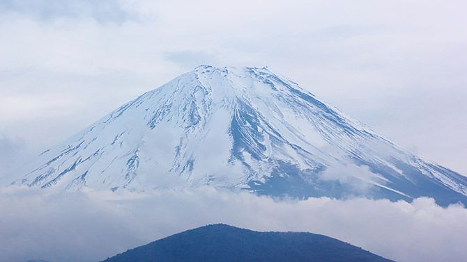 高い山で行います！