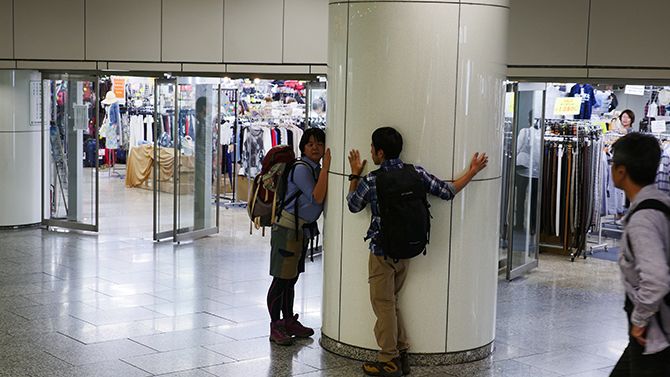 疲れたら新宿駅を支えているであろう、大黒柱からパワーをもらう