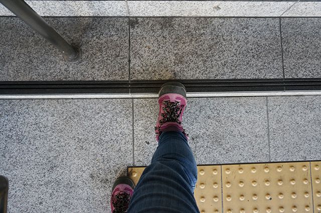 こんな感じでふくらはぎをのばすと効果があるそうです