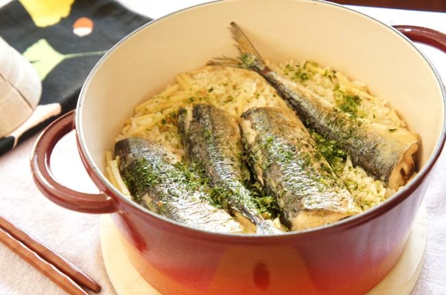 秋刀魚と生姜の炊き込みごはん