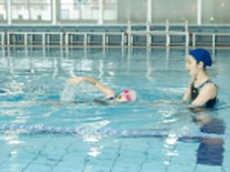 [スイミングスクール ] プライベートレッスン