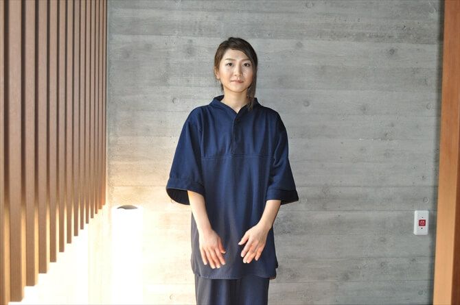 SIXPAD STATION 代官山（シックスパッドステーション）::「ZENROOM」利用の際は、リラックスできる専用のウェアを着用。