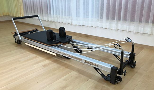 ピラティスマシン【リフォーマー】