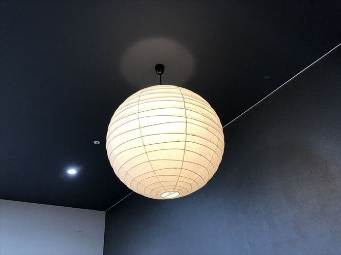 東急スポーツオアシス上大岡::照明機器ひとつにも和へのこだわりが感じられます。