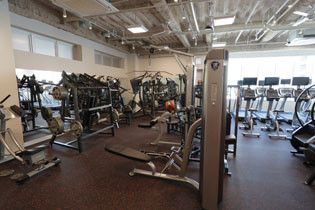 日本人の骨格に合わせて 設計された最新設備を導入