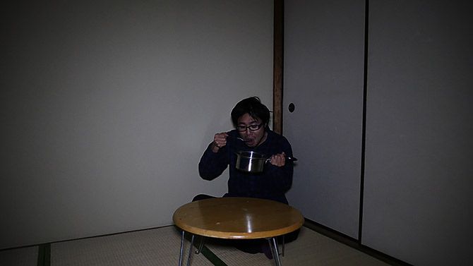 でも、だんだんとこうなる（雑炊を食べています）