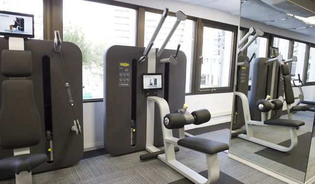 トレーニング機器