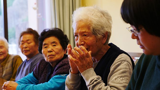 この水で顔を洗えば美人になりそう！