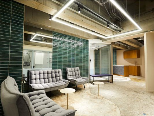 ラウンジエリア