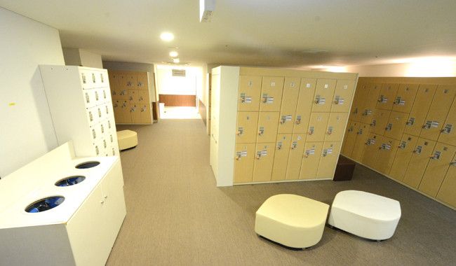 ロッカールーム