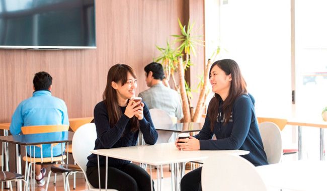 ここで一休み。ラウンジ