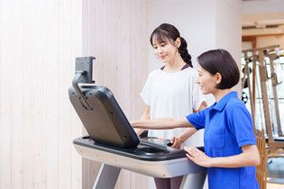 初めての方も安心! ベテランスタッフの 丁寧な案内