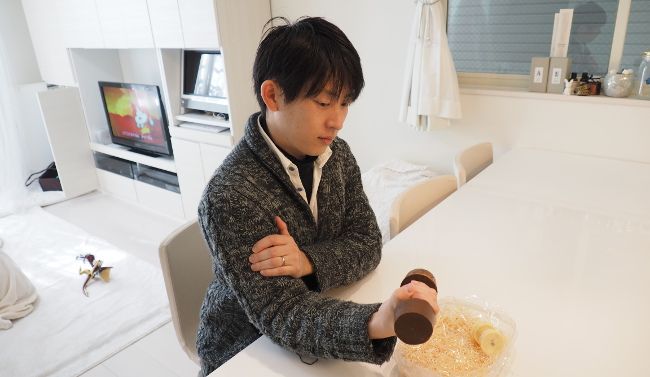 鉄アレイ型のチョコを見ると、運動してねと言われているように感じるようです。

