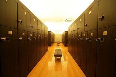 【非公開　2020/09/10】アミーダ ららぽーと柏の葉店::「ららぽーと柏の葉店」はロッカールームも広々。
