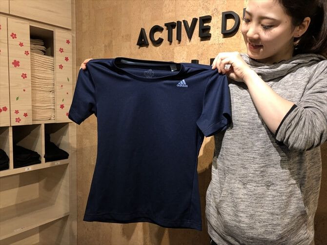 Active Detox Studio OLUTANA 市川店::有料でウェア上下の貸し出しも行っています。